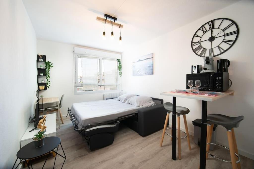 Fully Equipped Apartment St Charles Train Station Marseille Ngoại thất bức ảnh